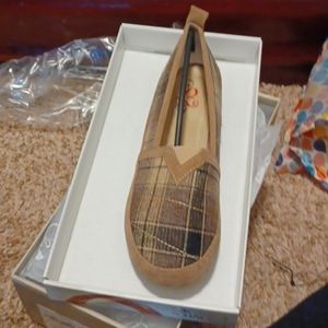 Natural plaid slip on flats